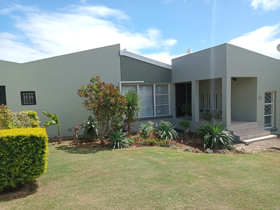 3 Bedroom Property for Sale in Campher Park Eastern Cape